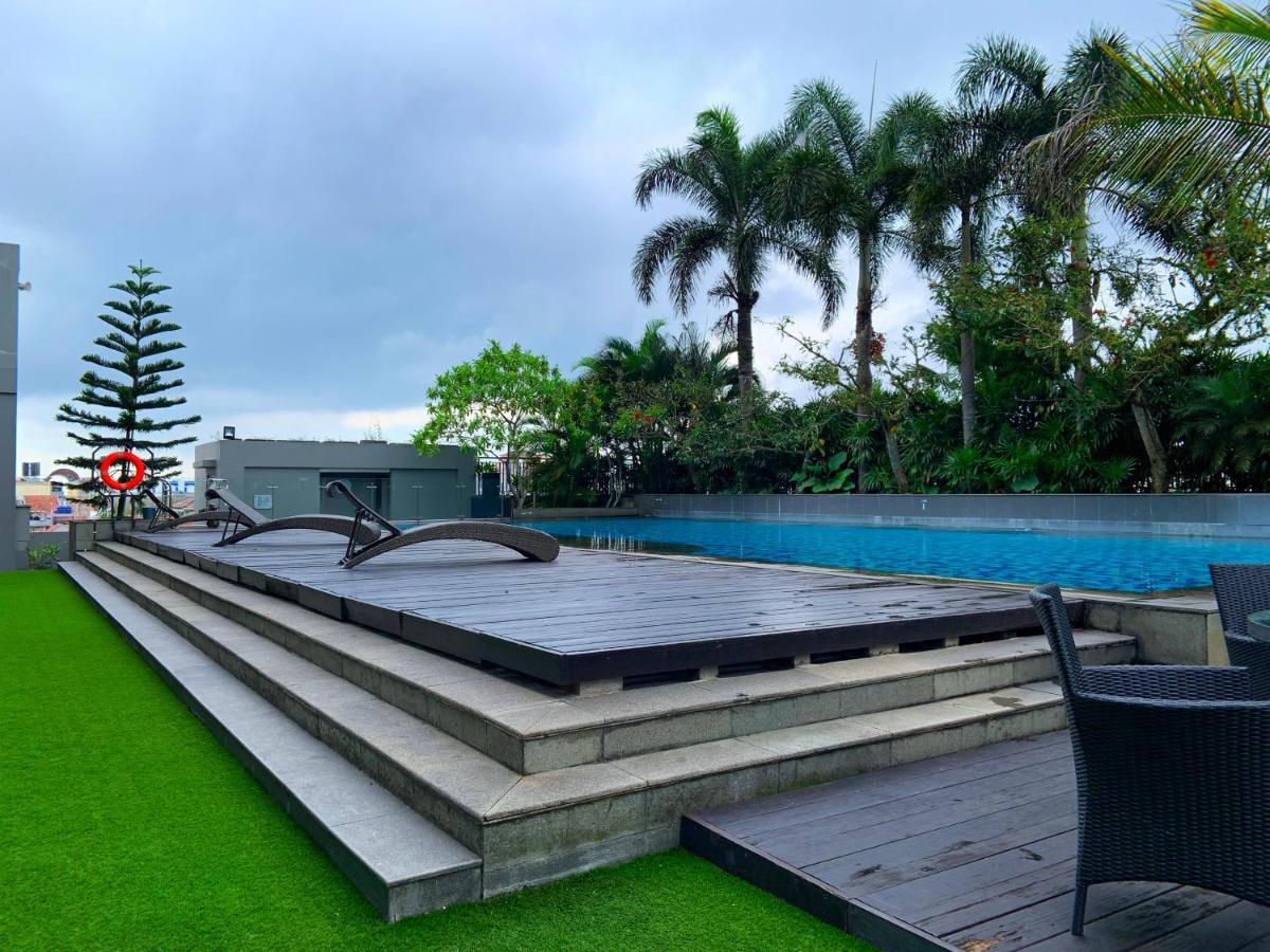 Hotel Santika Tasikmalaya Exterior photo