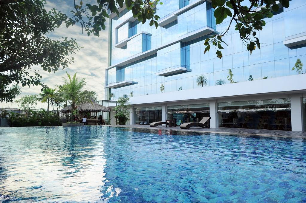 Hotel Santika Tasikmalaya Exterior photo